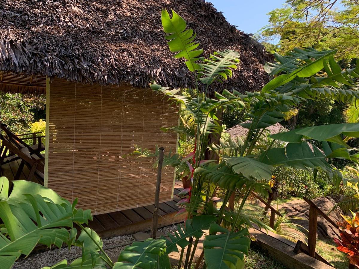 Les Jardins D'Ankify Bed & Breakfast Andimaka Bagian luar foto